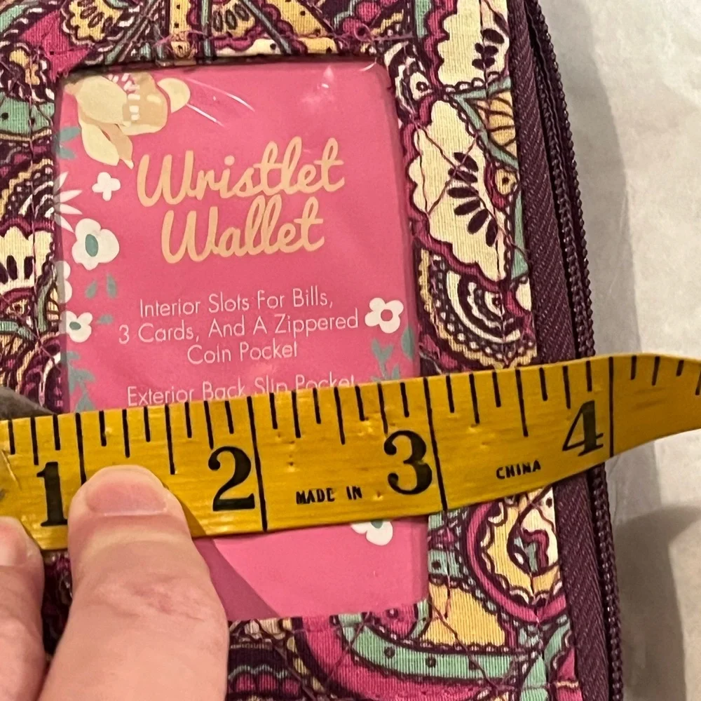 Vera Bradley Wristlet Wallet in Vintage very Berry Paisley